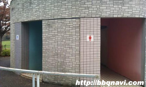 新左近川親水公園 トイレ