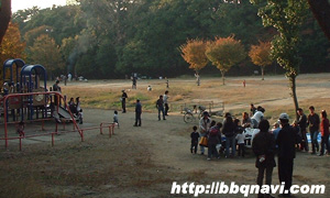 服部緑地 谷あいの原っぱ