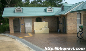 寝屋川公園 トイレ