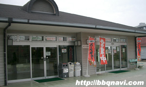 舞洲オートキャンプ場  管理棟