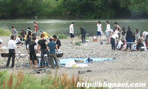 桂川河川敷 バーベキュー