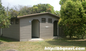 矢橋帰帆島公園　トイレ