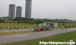 二子新地　グランド